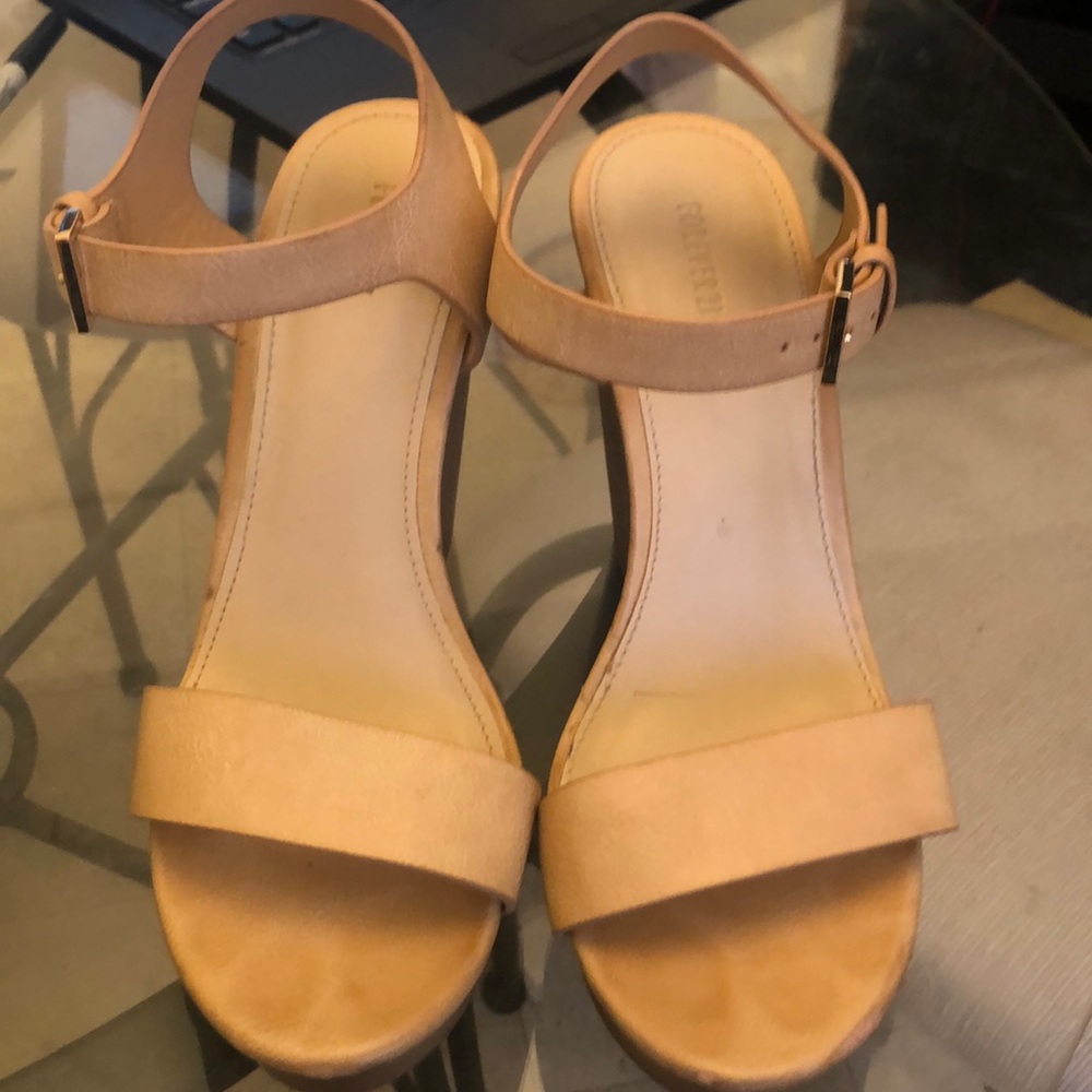 Forever21 Tan/nude open toe wedges
